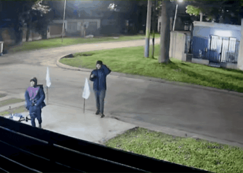 Brutal entradera en Granadero Baigorria: un hombre está en estado crítico y su madre de 84 años también fue atacada