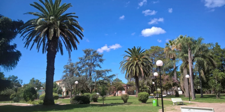 El buen tiempo predomina este domingo y lunes, pero podrían llegar tormentas hacia el martes.