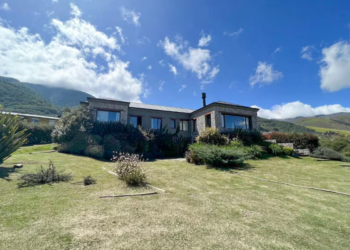 Jaldo adquirió una casa en Tafí del Valle por US$300.000 y crece la polémica por sus declaraciones juradas