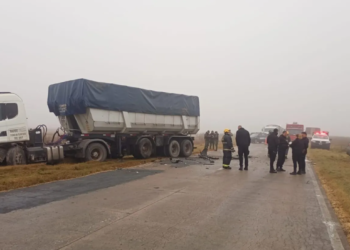 Tragedia en Ricardone: identificaron al conductor que murió tras chocar contra un camión en el Camino de la Cremería