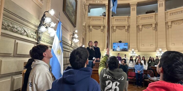Jóvenes del Departamento San Martín presentan proyectos en la Legislatura provincial
