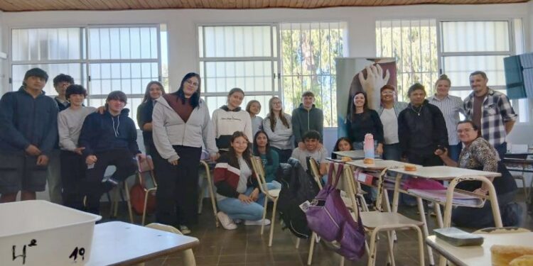 Comenzó en el departamento San Martín el taller “Despegate” para estudiantes secundarios