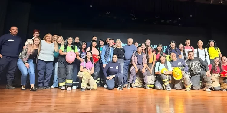 Gala solidaria reunió casi $11 millones para Bomberos Voluntarios de San Lorenzo