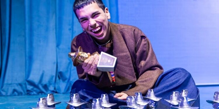 Milo J arrasó en los Premios Gardel y se quedó con el Oro a los 19 años