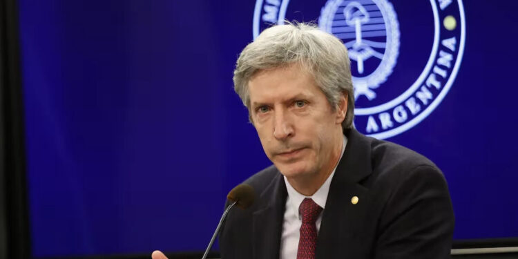 El Gobierno descartó un rescate a familias endeudadas con bancos