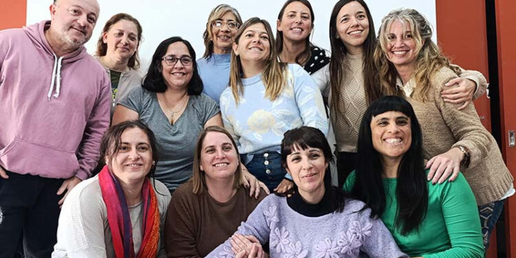 Trabajo social en red: profesionales de tres departamentos realizaron un encuentro histórico en San Jorge