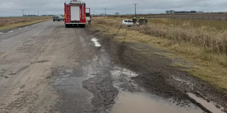 Vuelco en Ruta 178: dos personas fueron hospitalizadas