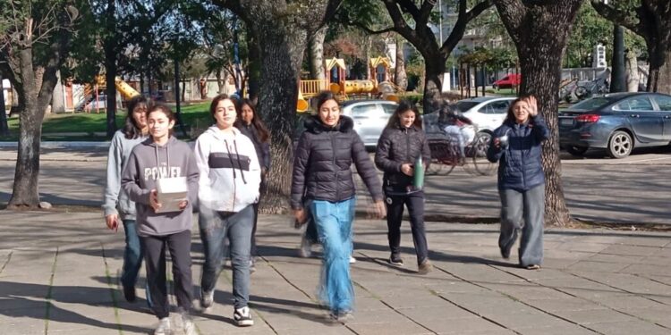 Exitosa colecta anual de cáritas en Carlos Pellegrini