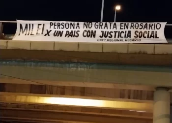 Trabajadores del transporte declaran a Milei “persona no grata” ante su visita a Rosario