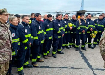 Misión internacional: la brigada de rescatistas de Santa Fe ya viaja a Venezuela con 8 toneladas de equipos técnicos