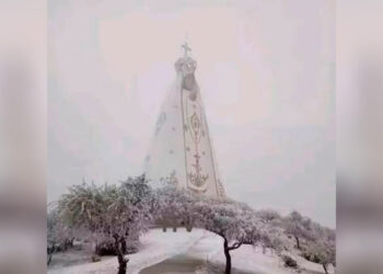 La Virgen del Valle en el Rodeo se vistió de blanco y dejo una postal que conmueve a Catamarca